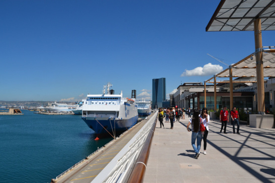 Centre commercial les terrasses du port