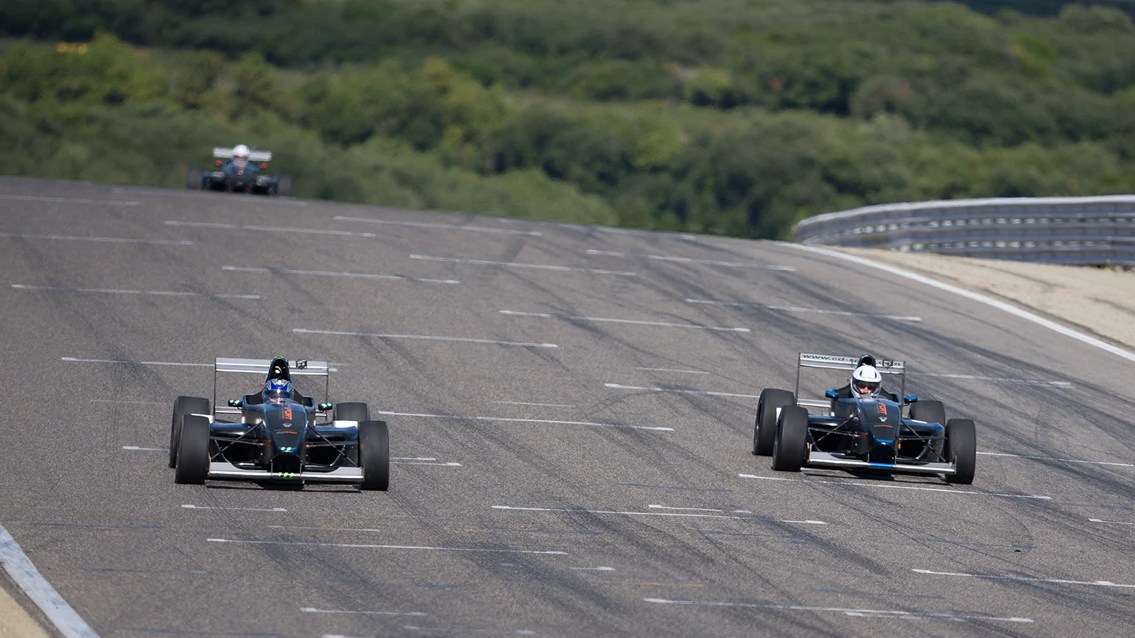 Formule Renault 2000 : sensations garanties !