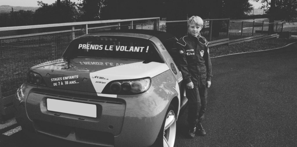 stage-pilotage-jeune