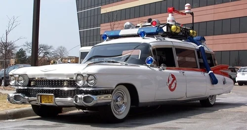 cadillac-modèle-1959-sos-fantomes