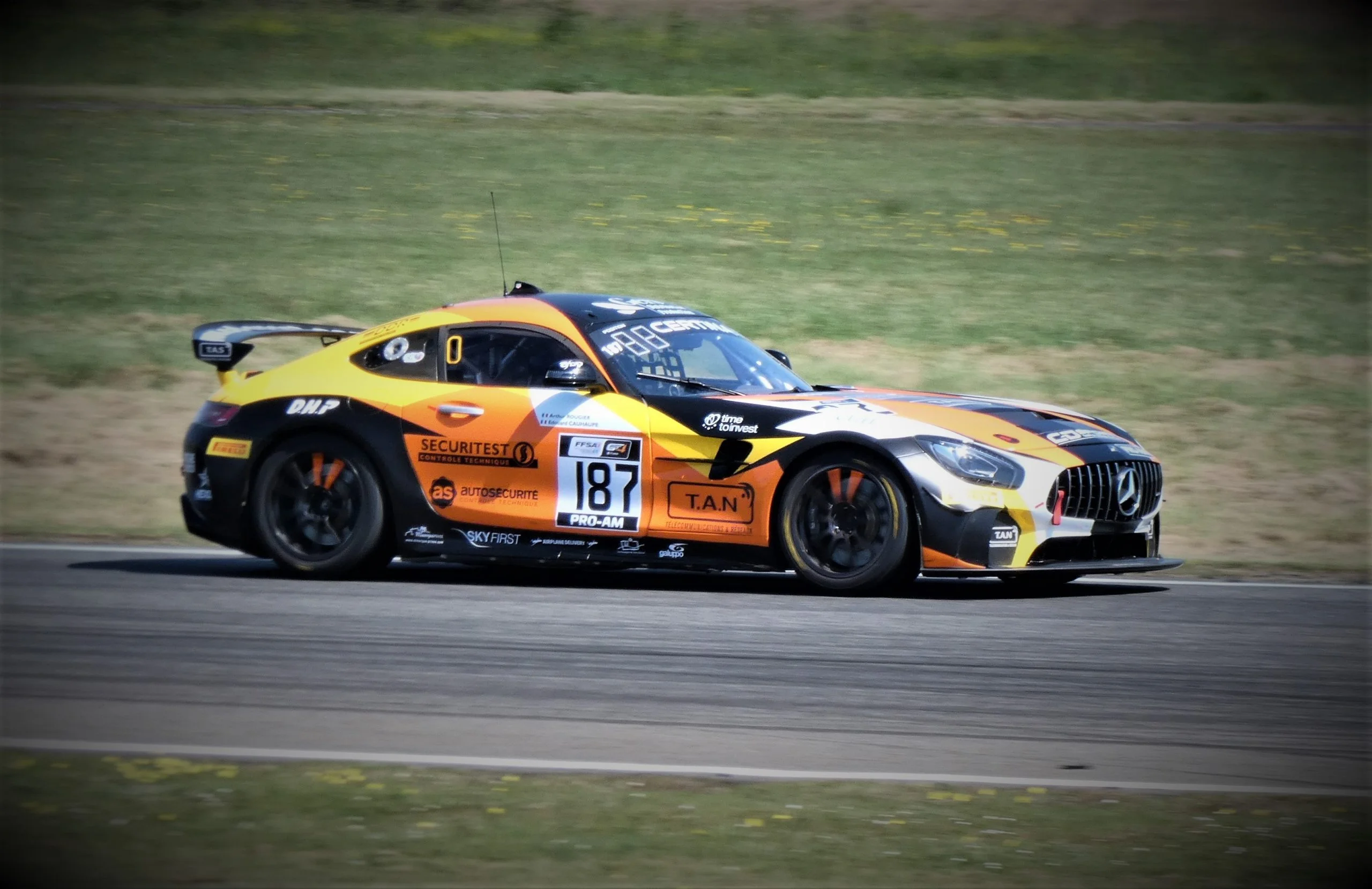 Poussette de course Bolt Noir | DERYAN