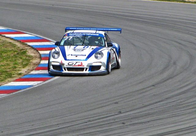 racing-car-260928_640