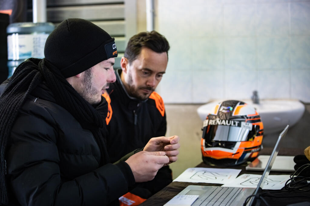 Le rôle de l'ingénierie en F1 Stage de Pilotage Automobile CD Sport — free download