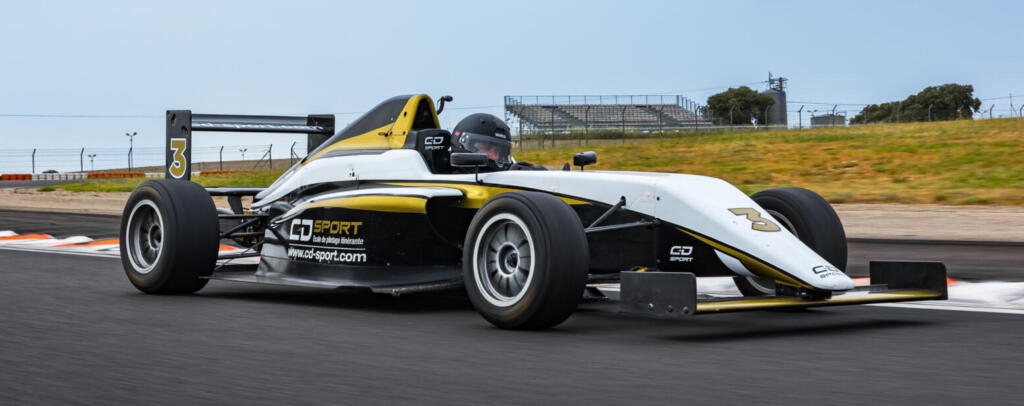Stage de pilotage F4
